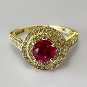 SALE**Vintage 14k Ruby Diamond Halo Ring 3g
